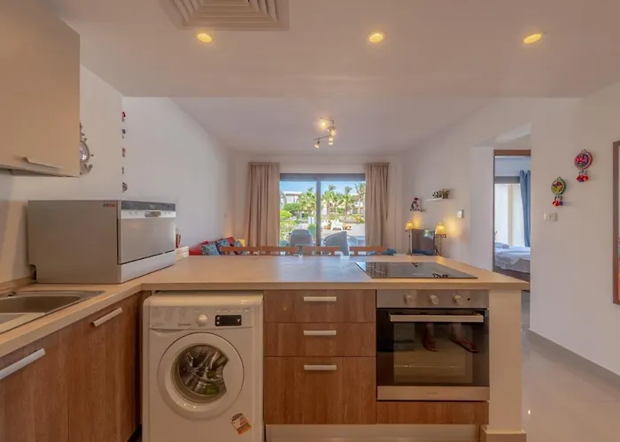 Cozy 2-bedroom In G-cribs, El Gouna. Terrace & Pool *