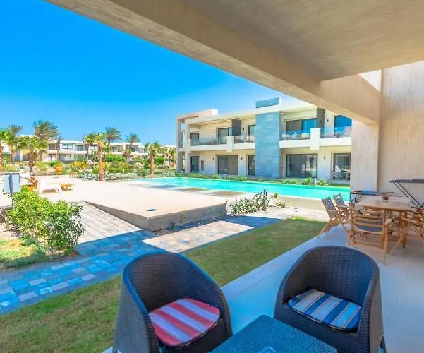 Cozy 2-bedroom In G-cribs, El Gouna. Terrace & Pool Appartement Hurghada
