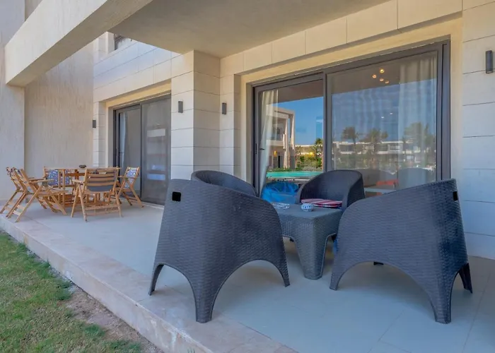 Cozy 2-bedroom In G-cribs, El Gouna. Terrace & Pool